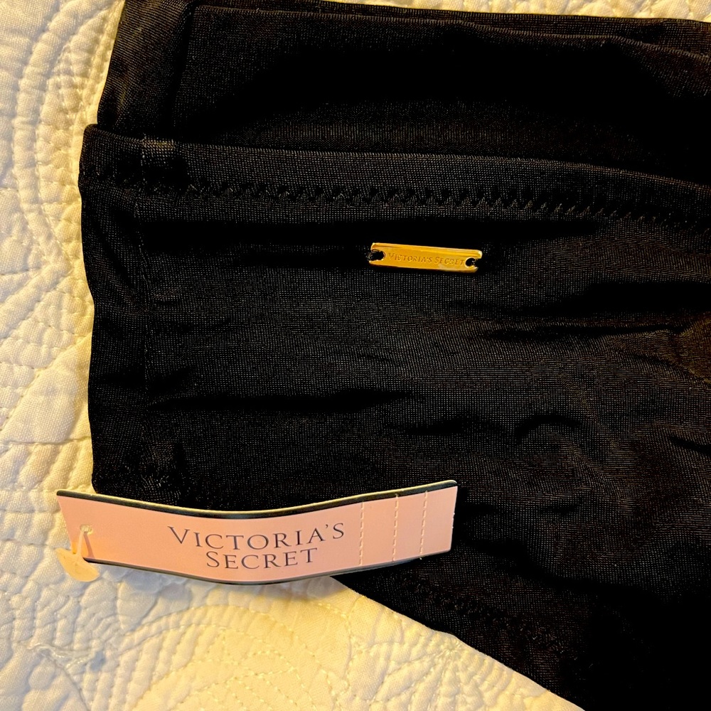 Victoria’s Secret Cheeky Short large